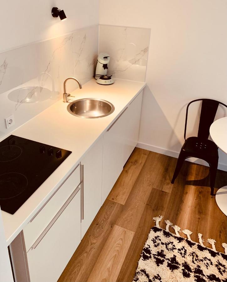 Gaestehaus Zur Uni Klinik Exklusives Apartment Mit Kueche Und Badezimmer Homburg  Eksteriør billede