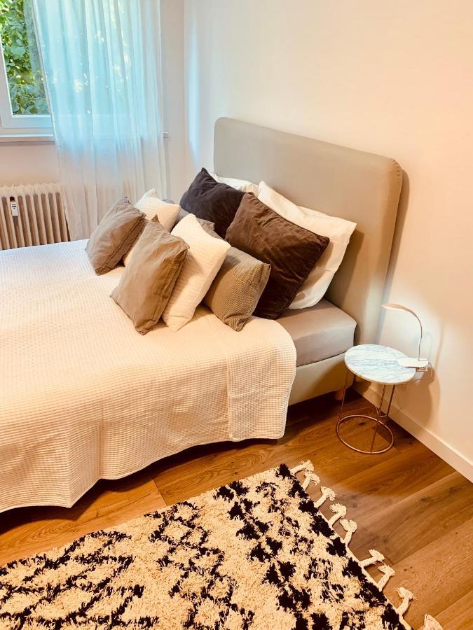 Gaestehaus Zur Uni Klinik Exklusives Apartment Mit Kueche Und Badezimmer Homburg  Eksteriør billede